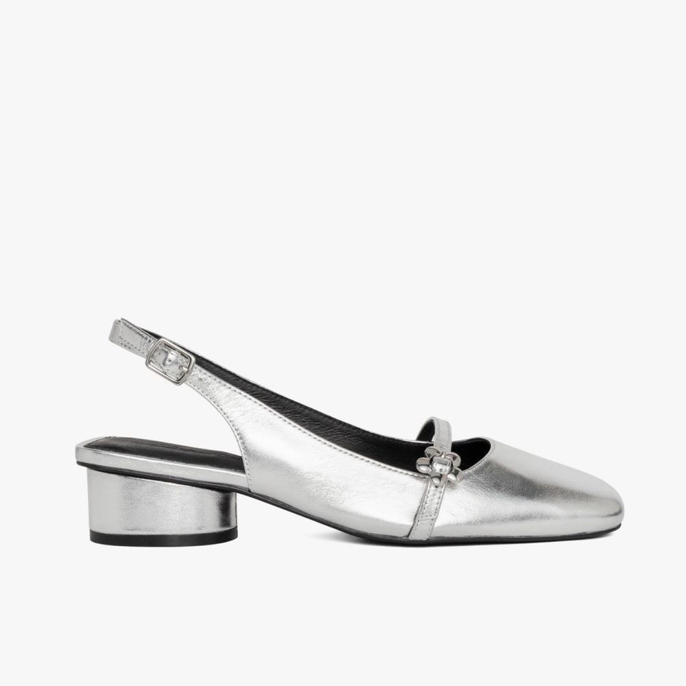 Lisa Says Gah Mackie Heel silver sz 8